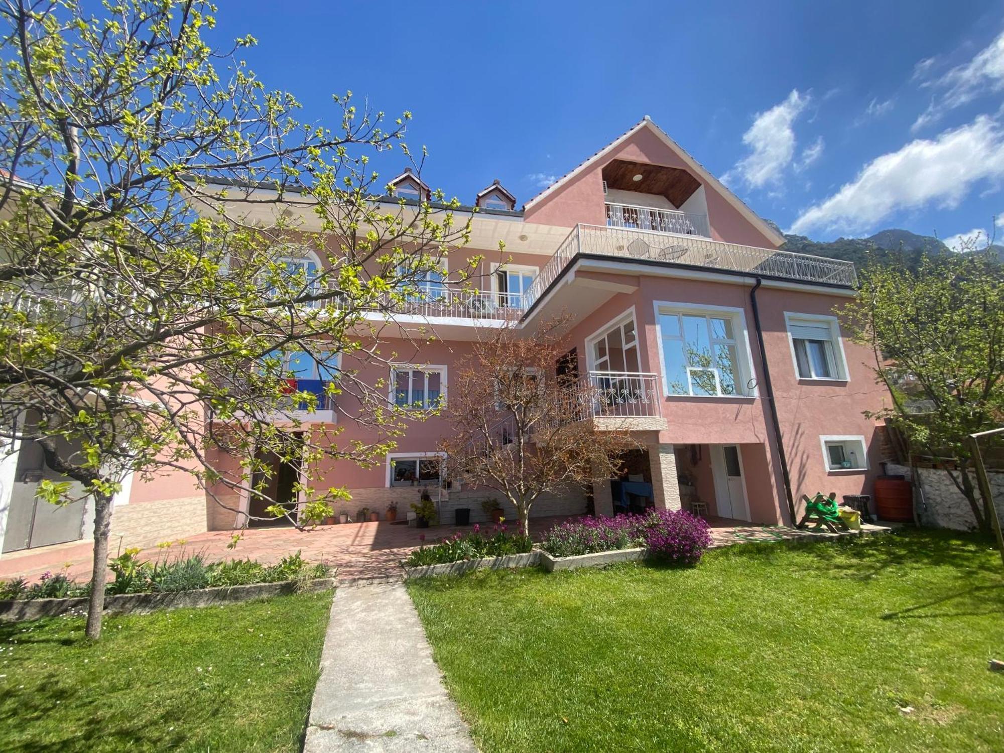 Villa Duka Kruje Bagian luar foto
